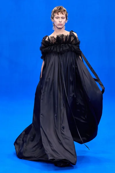 Look 81